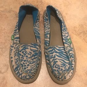 Sanuk Tiger Pattern Slip-Ons